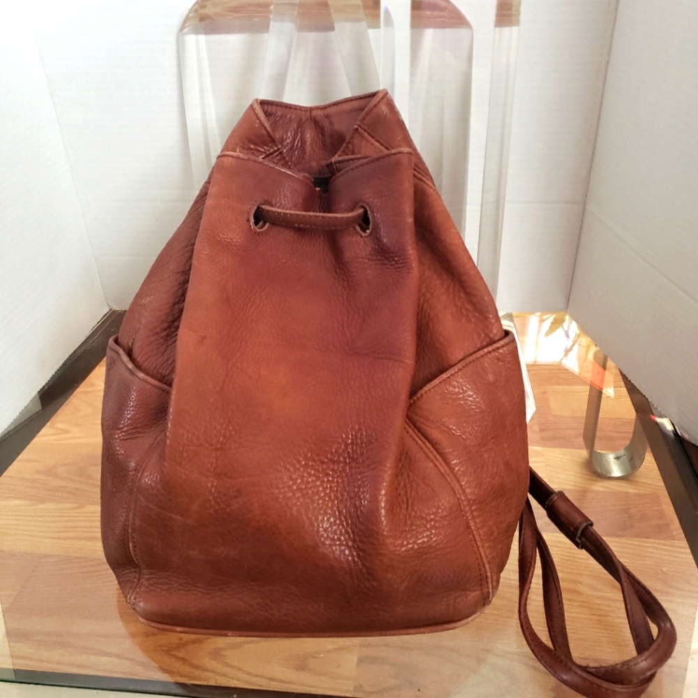 M London Pebble leather Backpack